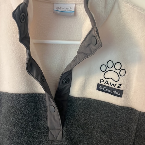 Columbia quarter zip- PAWS edition - Picture 2 of 3
